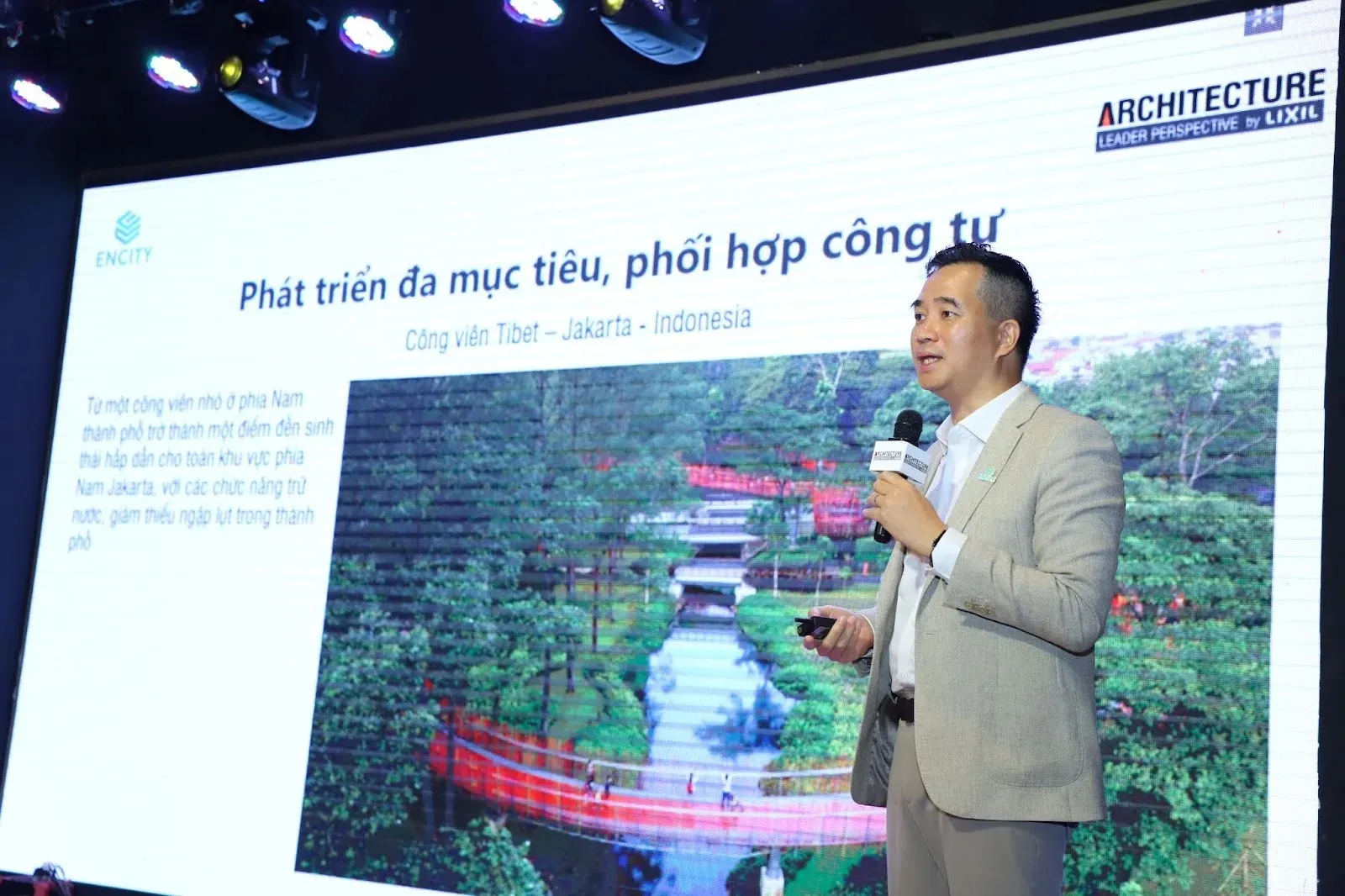 Ông Nguyễn Đỗ Dũng chia sẻ kinh nghiệm quốc tế