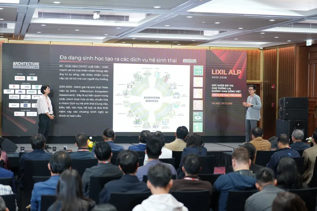 Các chuyên gia trao đổi tại hội thảo