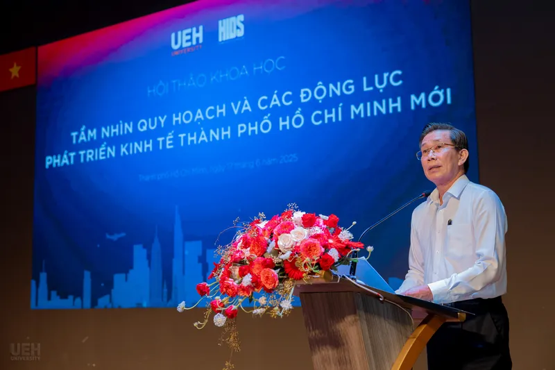 GS.TS Sử Đình Thành phát biểu định hướng phát triển siêu đô thị xanh và sáng tạo