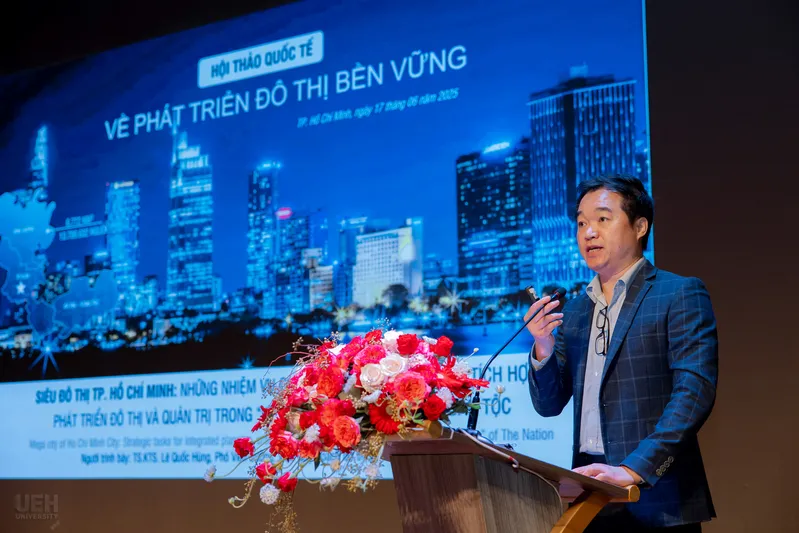 Chuyên gia trình bày về mệnh lệnh chiến lược trong quy hoạch tích hợp và quản trị số