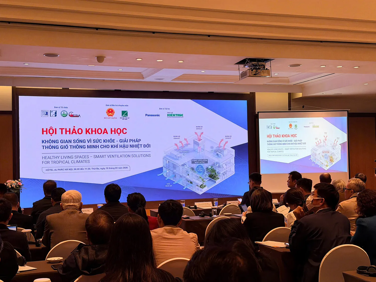 Toàn cảnh hội thảo khoa học về không gian sống và sức khỏe tại Trường Đại học Xây dựng Hà Nội
