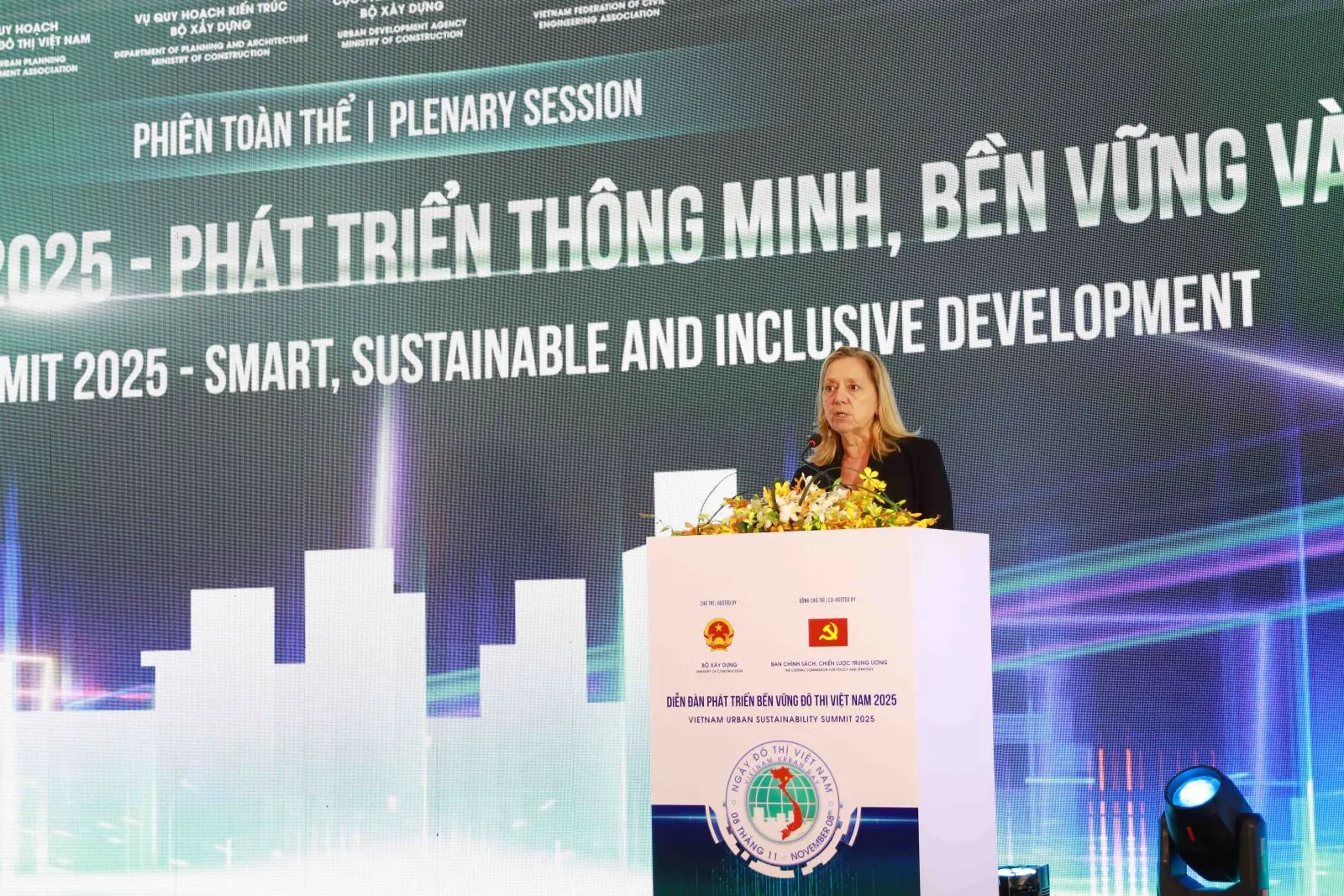Bà Mariam J. Sherman từ Ngân hàng Thế giới khẳng định cam kết hỗ trợ Việt Nam trong hành trình chuyển đổi xanh đô thị