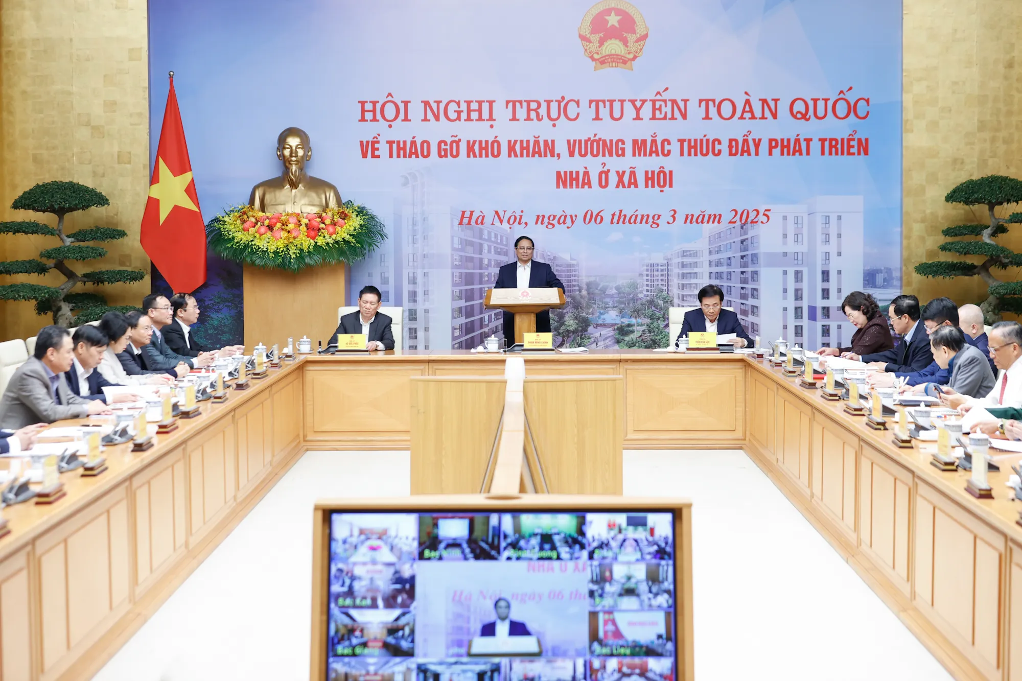 Thủ tướng Chính phủ Phạm Minh Chính chủ trì Hội nghị trực tuyến toàn quốc về thúc đẩy phát triển nhà ở xã hội