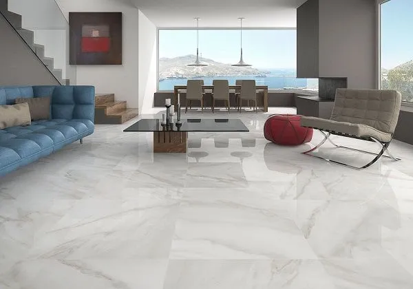 Showroom gạch lát nền trưng bày đa dạng mẫu mã, hỗ trợ khách hàng trực quan