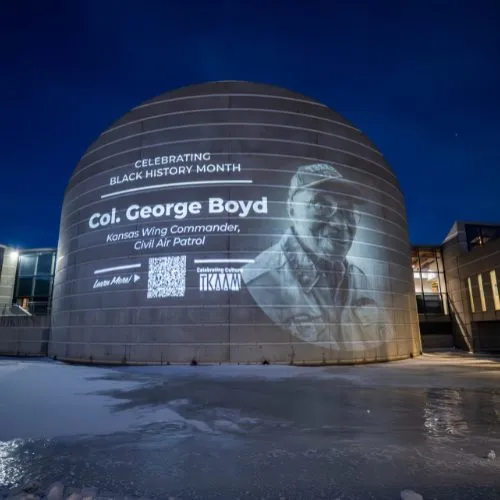 Đại tá George Boyd — Chỉ huy Không đoàn Kansas, Lực lượng Tuần tra Không quân Dân sự