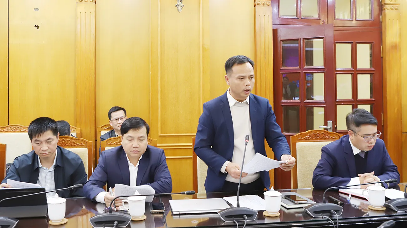 Lãnh đạo Sở Xây dựng trình bày định hướng phát triển đô thị