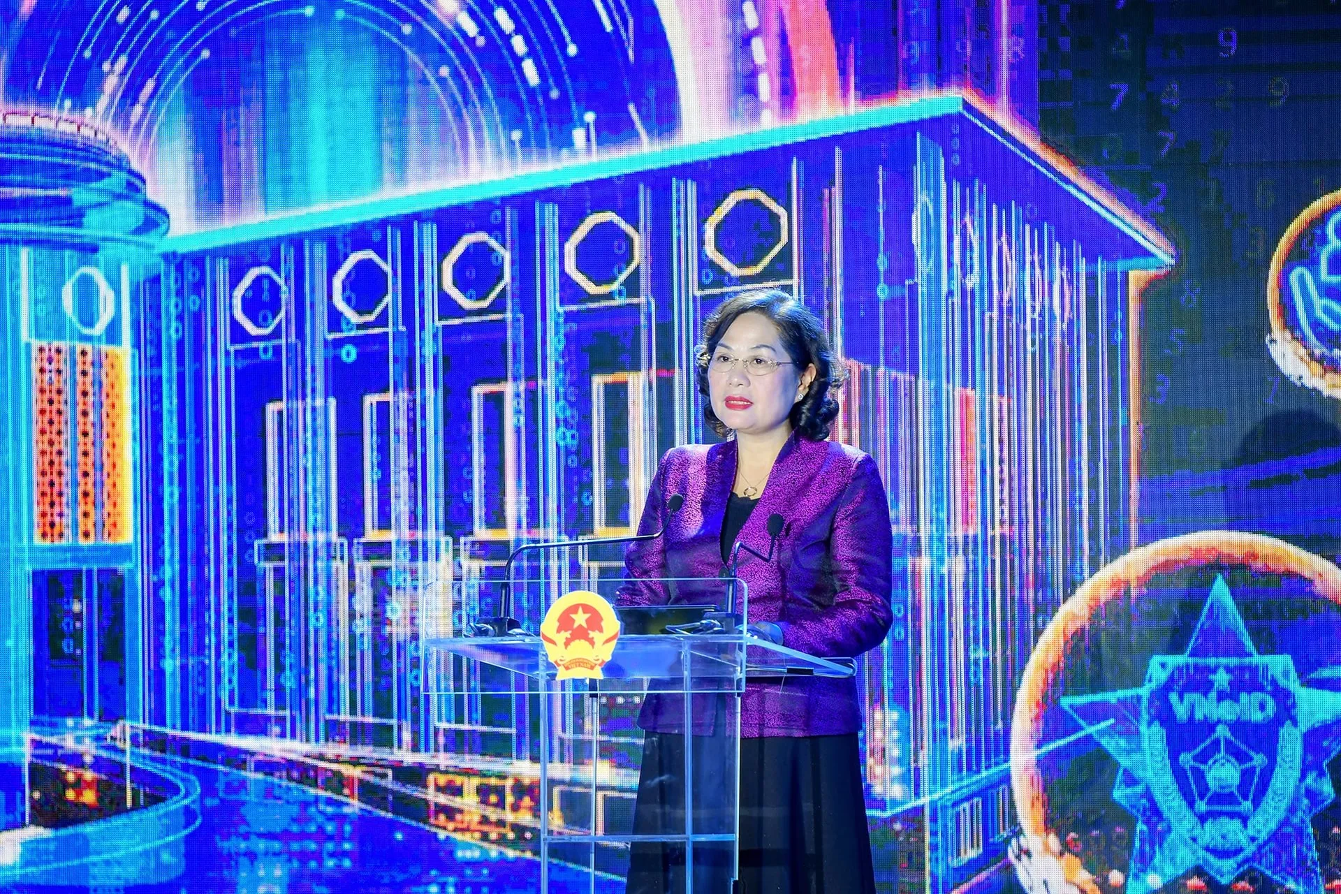 Thống đốc Ngân hàng Nhà nước Nguyễn Thị Hồng khẳng định vai trò tiên phong của chuyển đổi số