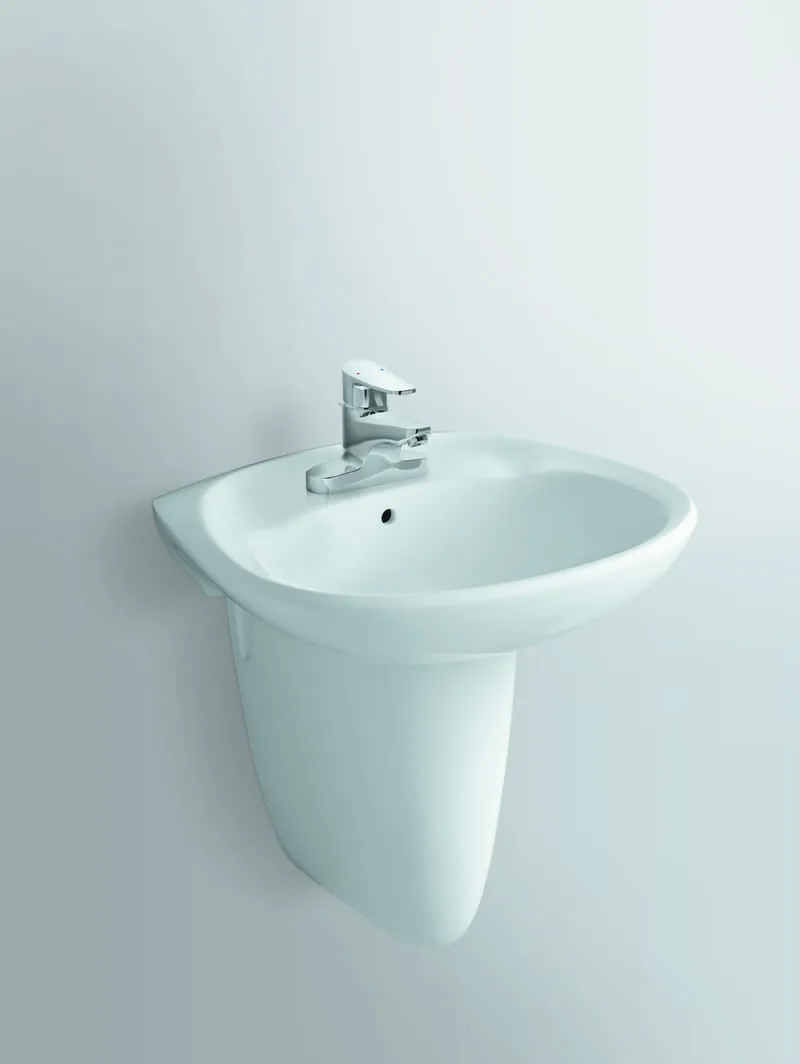 Lavabo chân lửng che hệ thống thoát nước