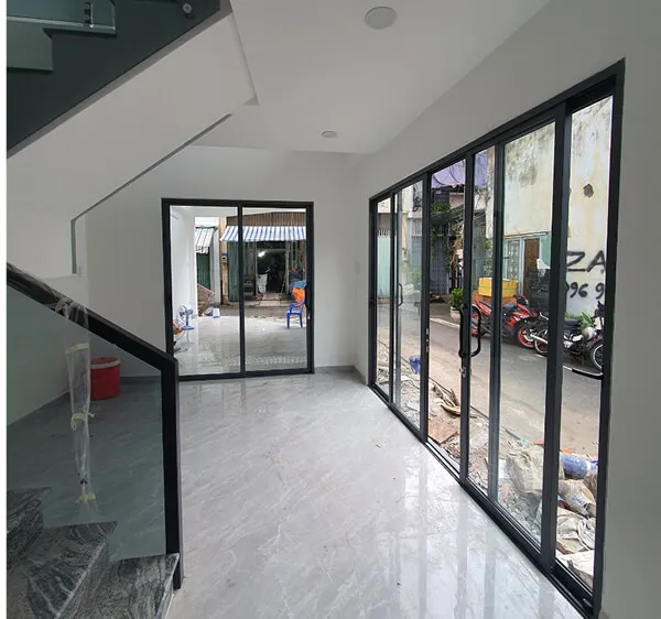 Thi công cửa kính trượt cho nhà ở tại Bình Tân, TP.HCM