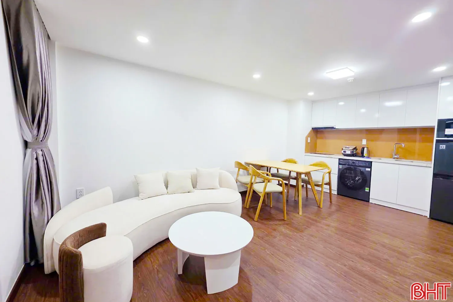 Không gian nội thất thực tế tại căn hộ HILLSIDE Vũng Áng với thiết kế hiện đại